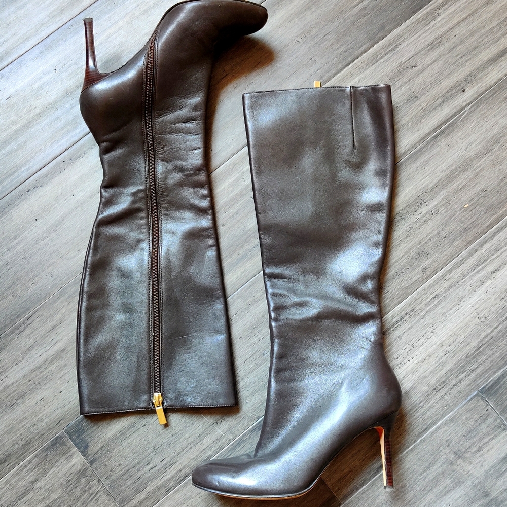 Like new Dark brown Barney's boots